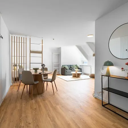 Gemuetliches City-apartment In Bester Lage Fuer 4 P شقة أولدنبورغ